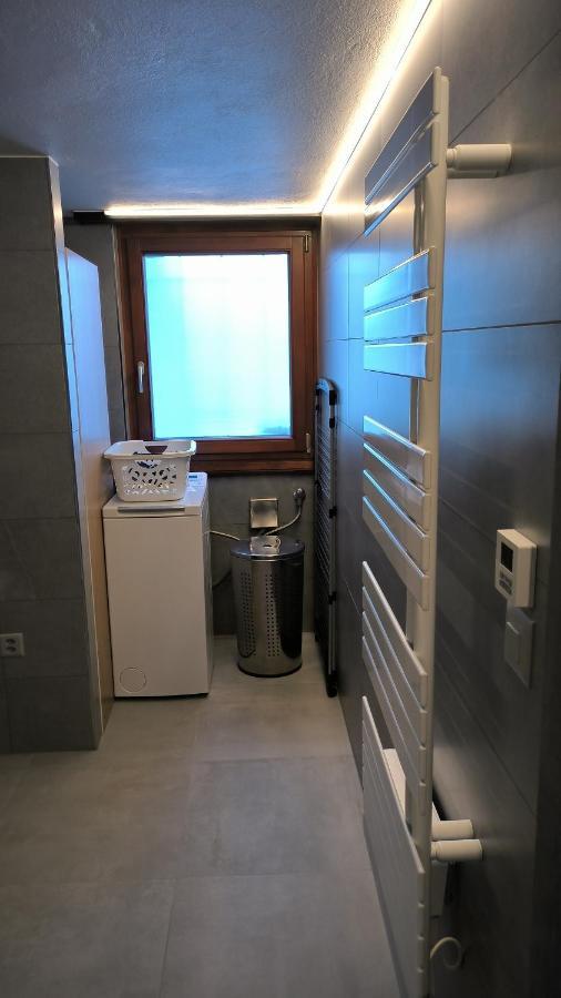 Mini Happy Home Reconvilier Exterior foto